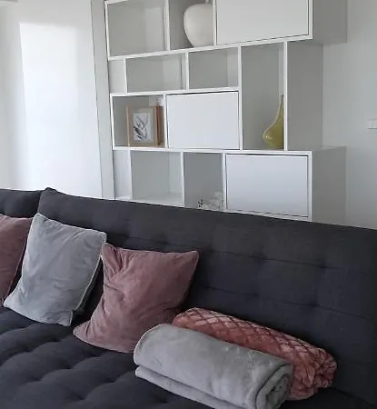 With Frontal Sea View With 3 Bedrooms Apartment